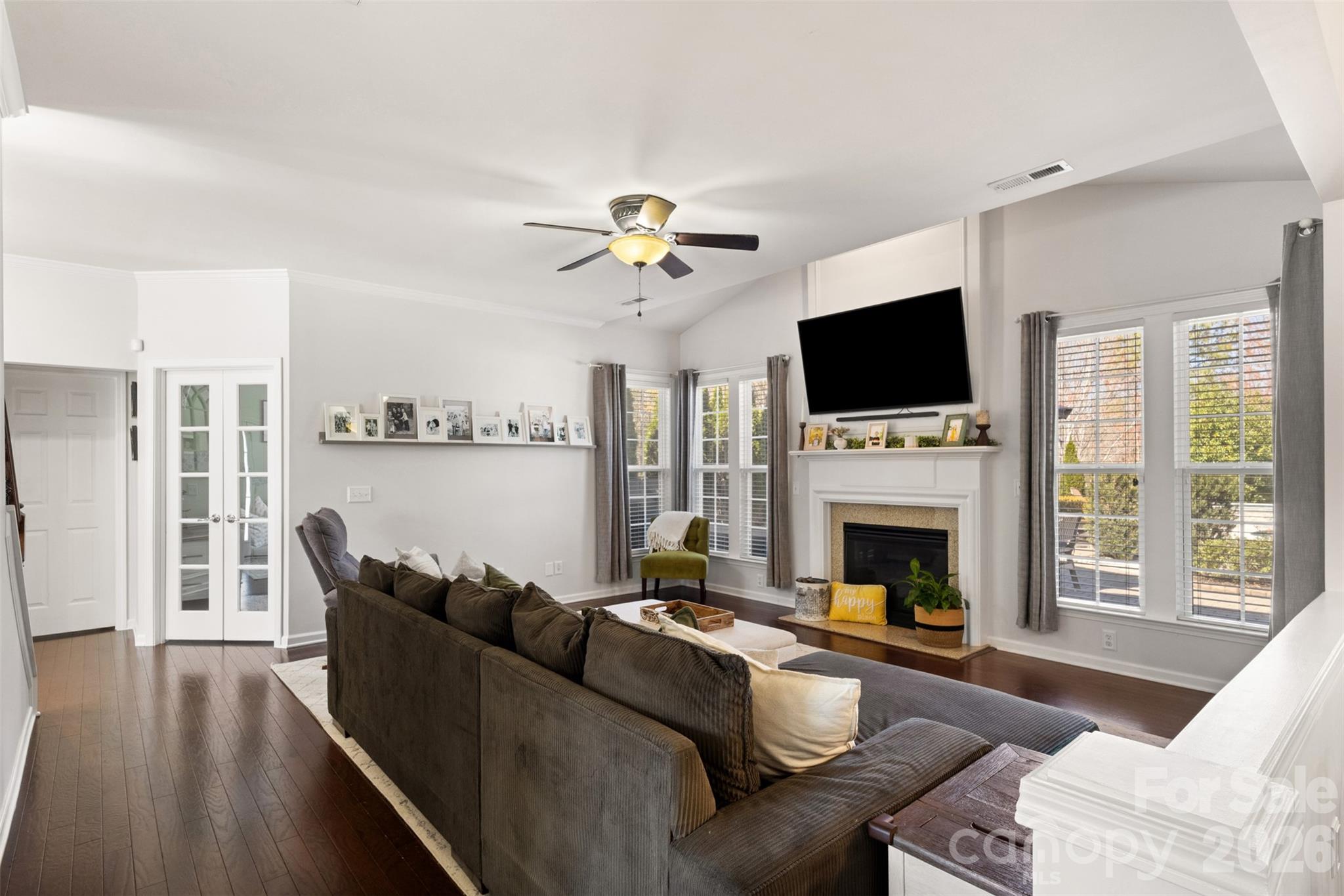 7807 Lamington Drive, photo 8 of 30