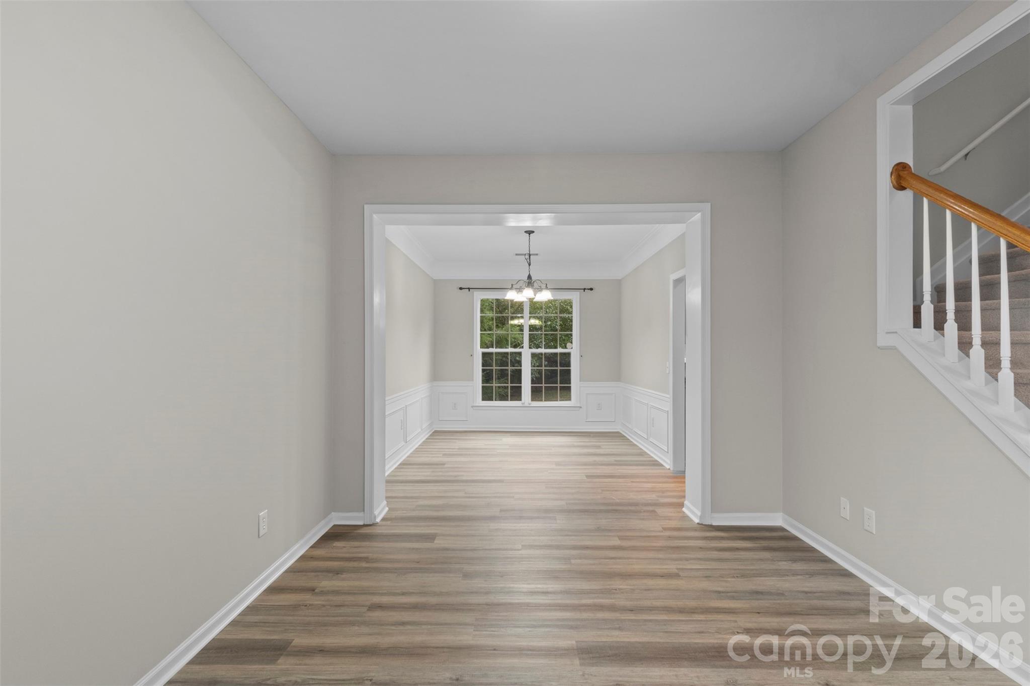 7856 Lamington Drive, photo 17 of 30