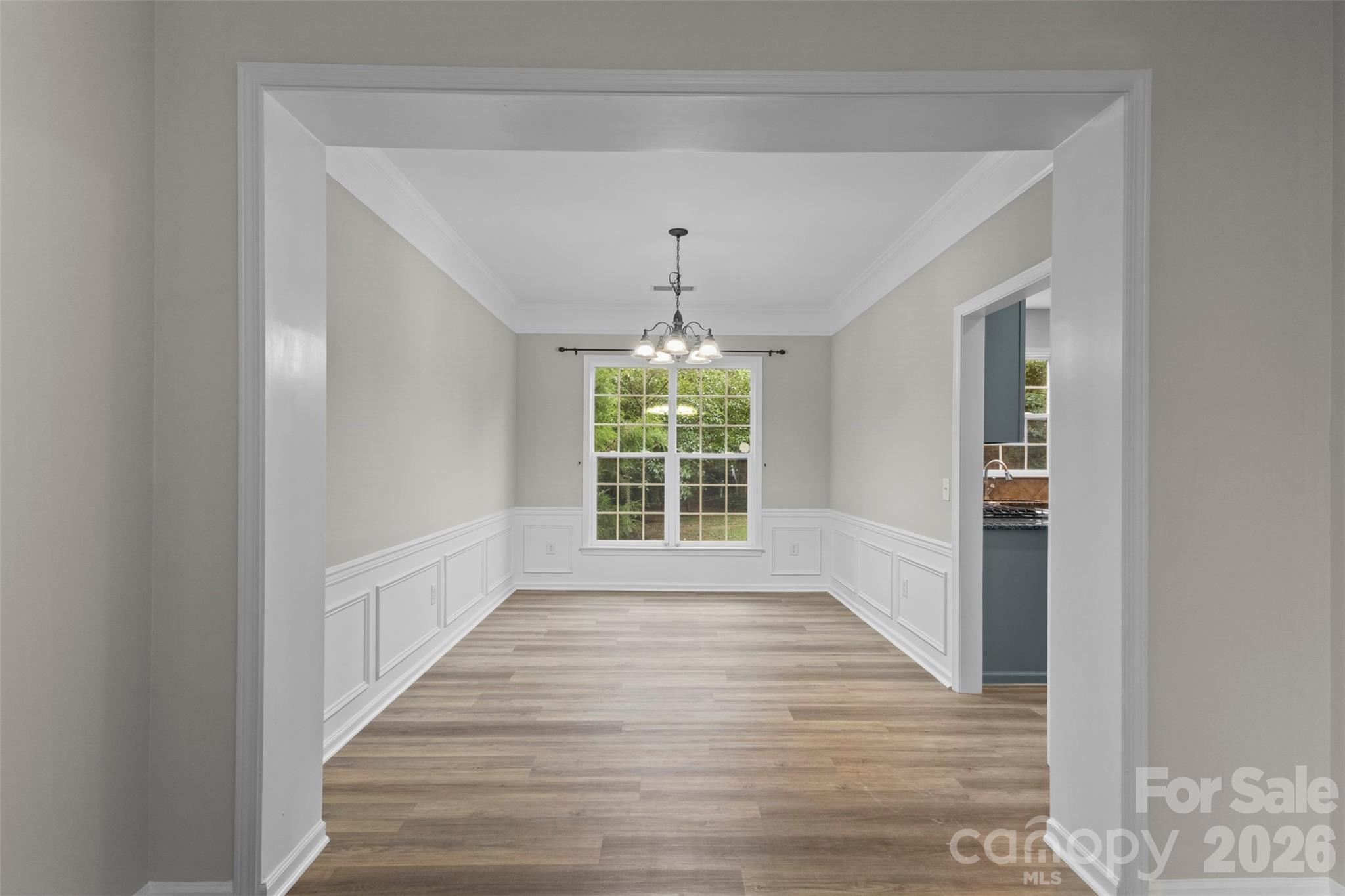 7856 Lamington Drive, photo 19 of 30