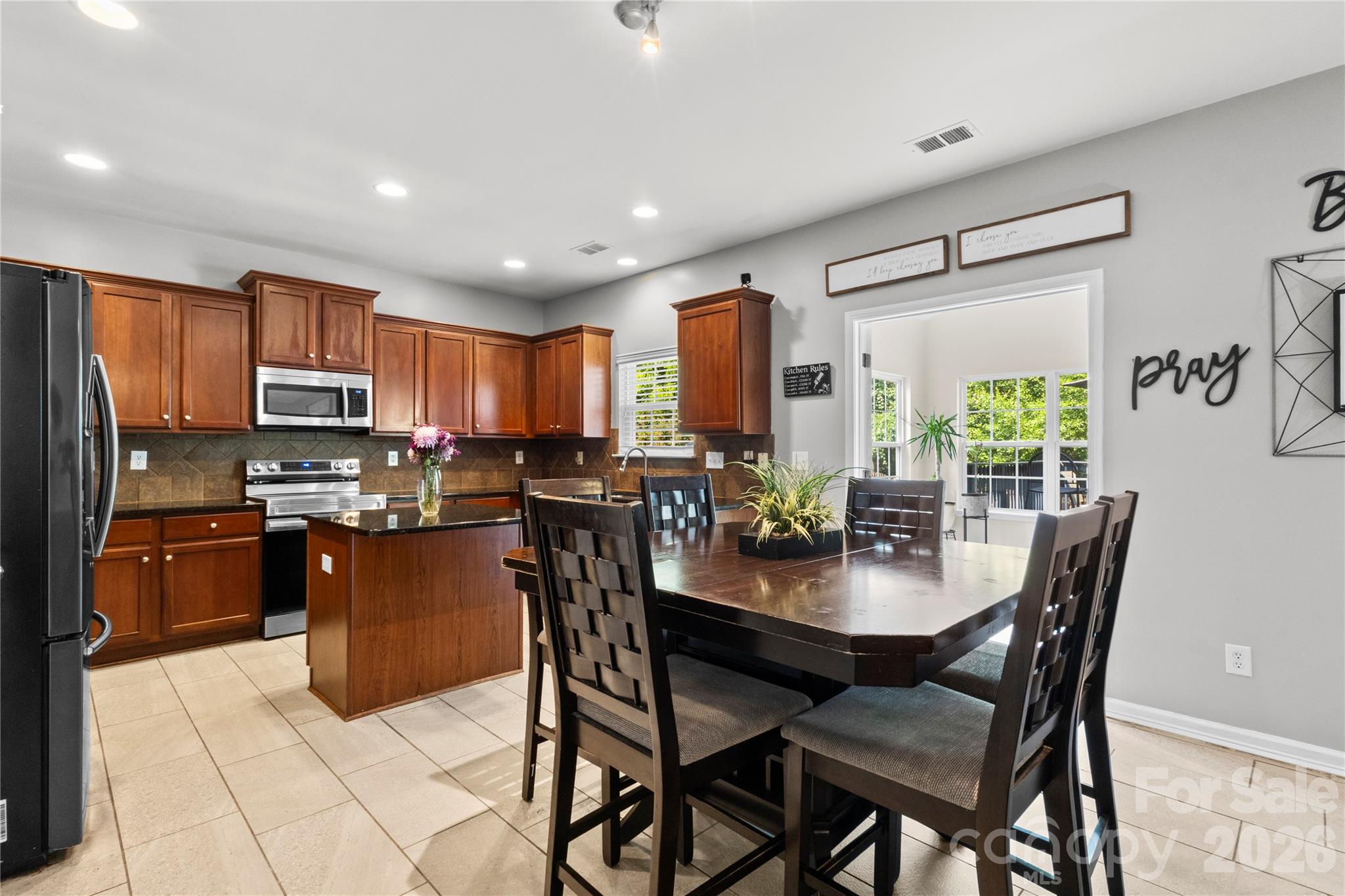 6600 Hermsley Road, photo 13 of 30