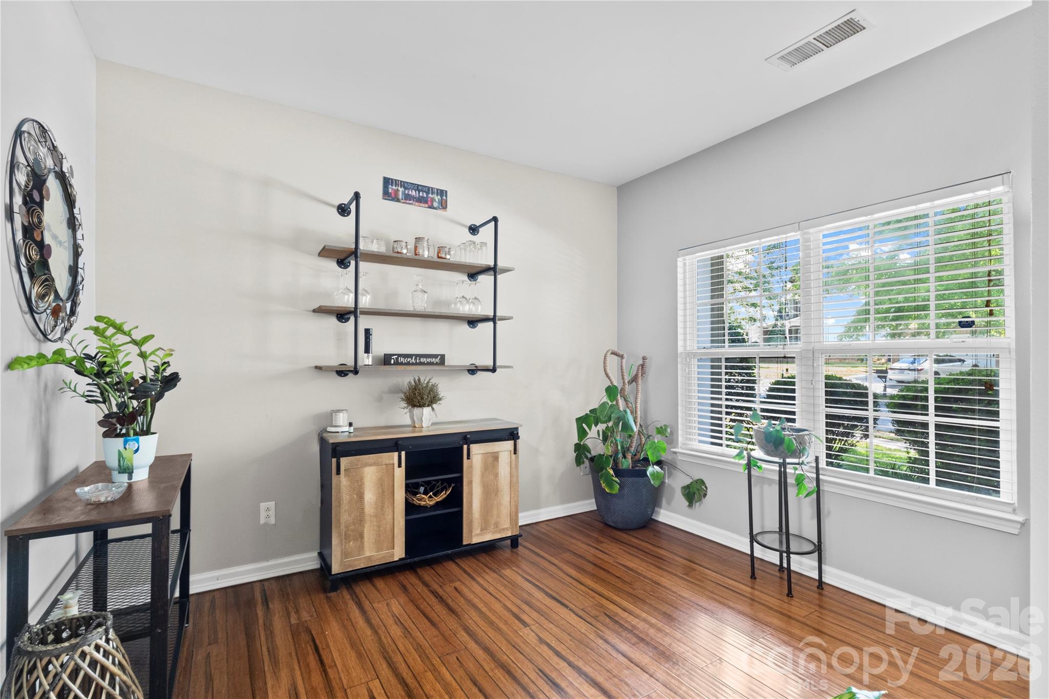 6600 Hermsley Road, photo 4 of 30