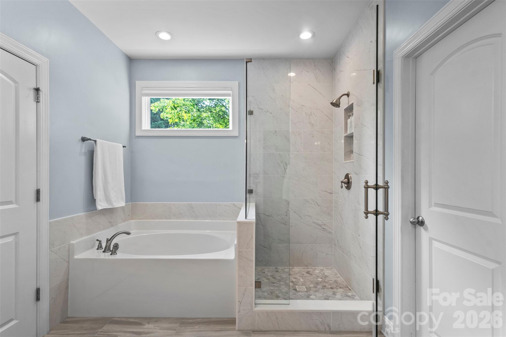 2467 Chatham Drive, photo 25 of 48