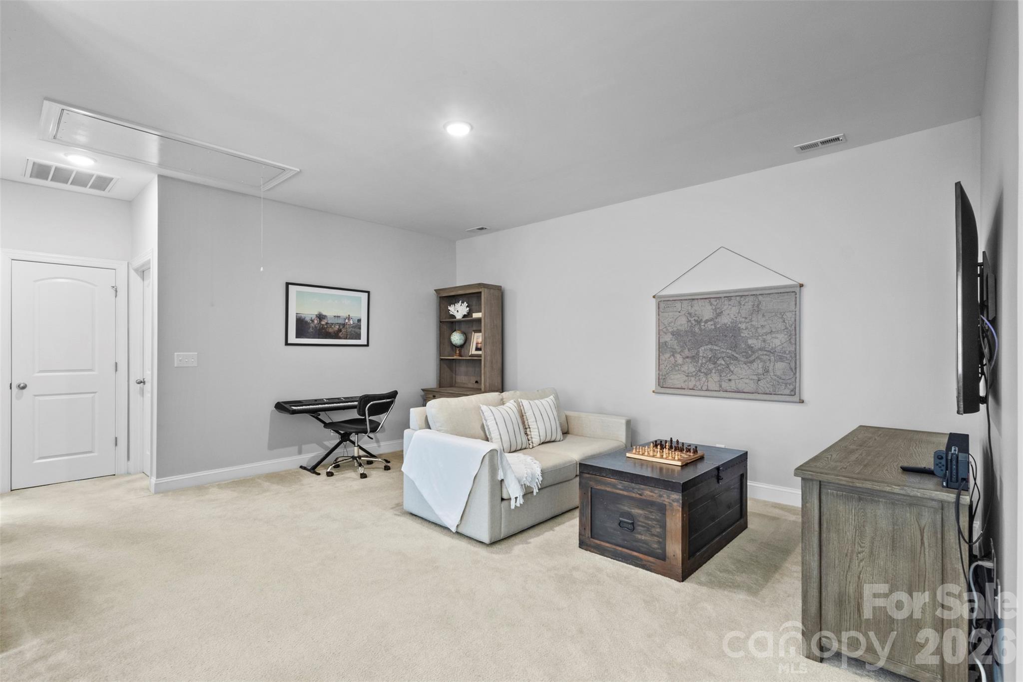 2467 Chatham Drive, photo 27 of 48