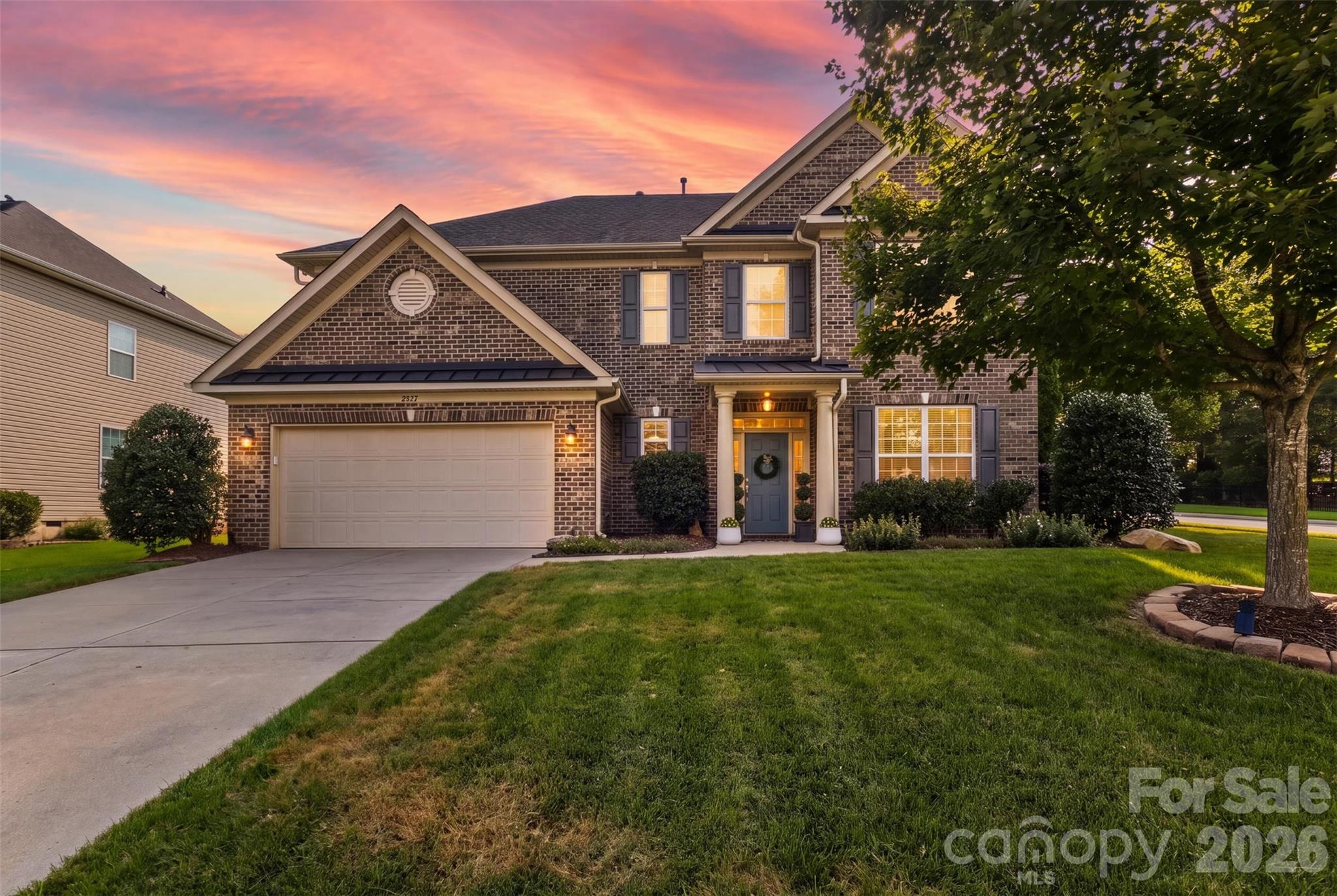 2467 Chatham Drive, photo 1 of 48