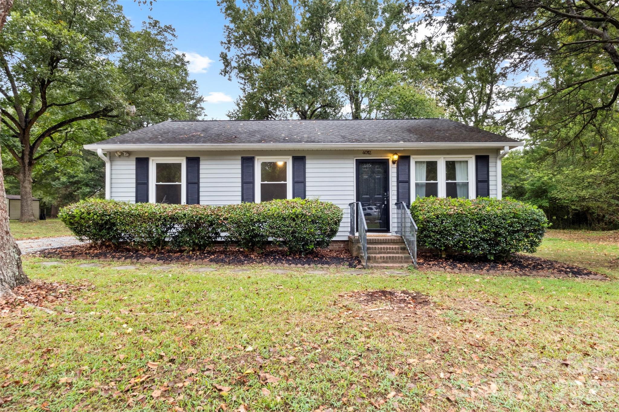 4012 Crestview, photo 5 of 41